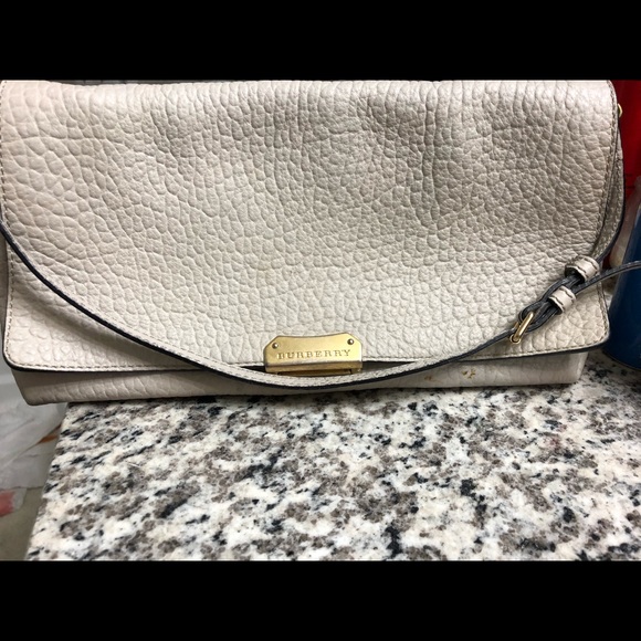 Burberry auth , good condition , used - Picture 2 of 5